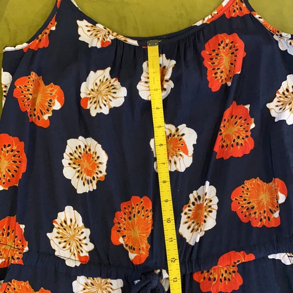 LOFT Floral Jumpsuit size M - Picture 11 of 12